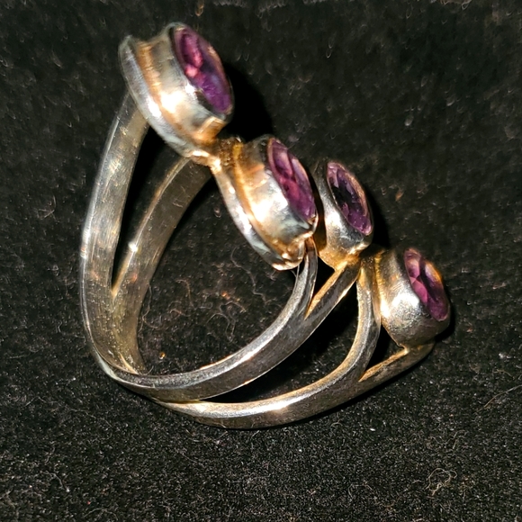Beautiful Amethyst 925 Sterling Silver size 9 - Picture 3 of 6